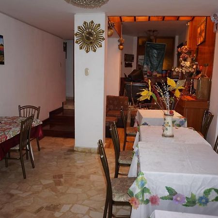 Hostal Camiluz Nazca Ngoại thất bức ảnh