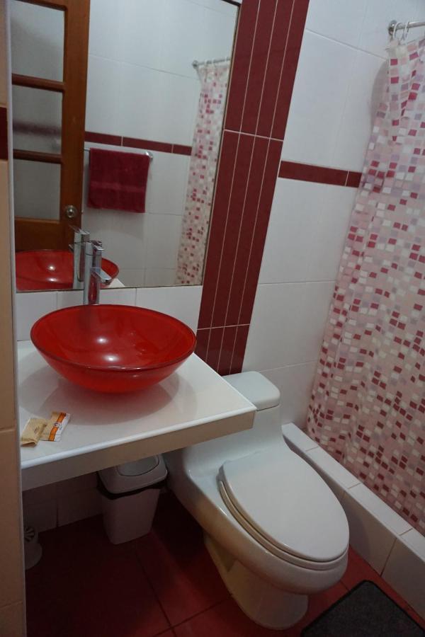 Hostal Camiluz Nazca Ngoại thất bức ảnh