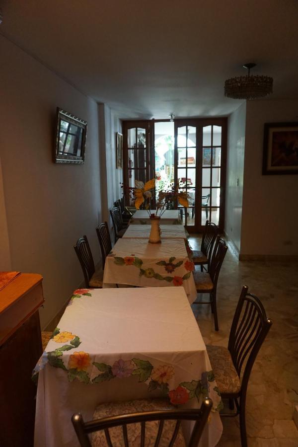 Hostal Camiluz Nazca Ngoại thất bức ảnh