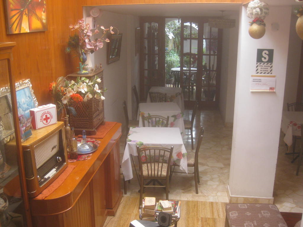 Hostal Camiluz Nazca Ngoại thất bức ảnh