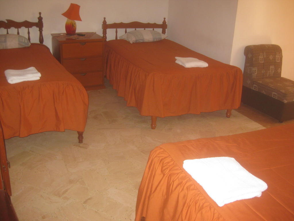 Hostal Camiluz Nazca Phòng bức ảnh