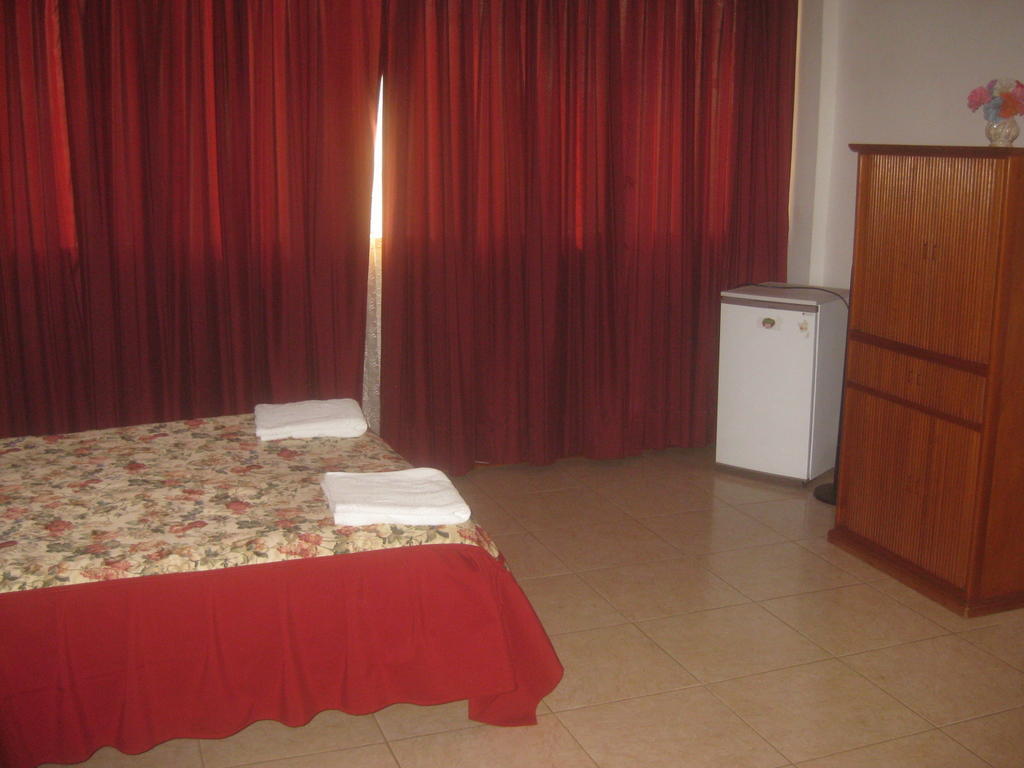 Hostal Camiluz Nazca Phòng bức ảnh