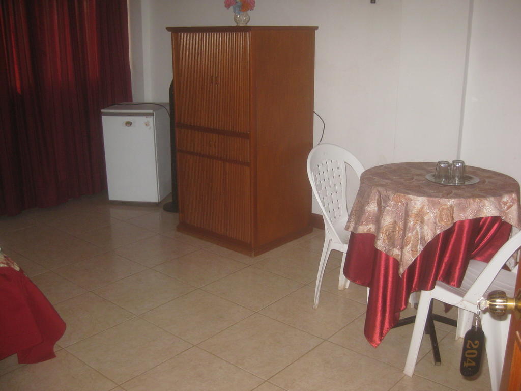 Hostal Camiluz Nazca Ngoại thất bức ảnh
