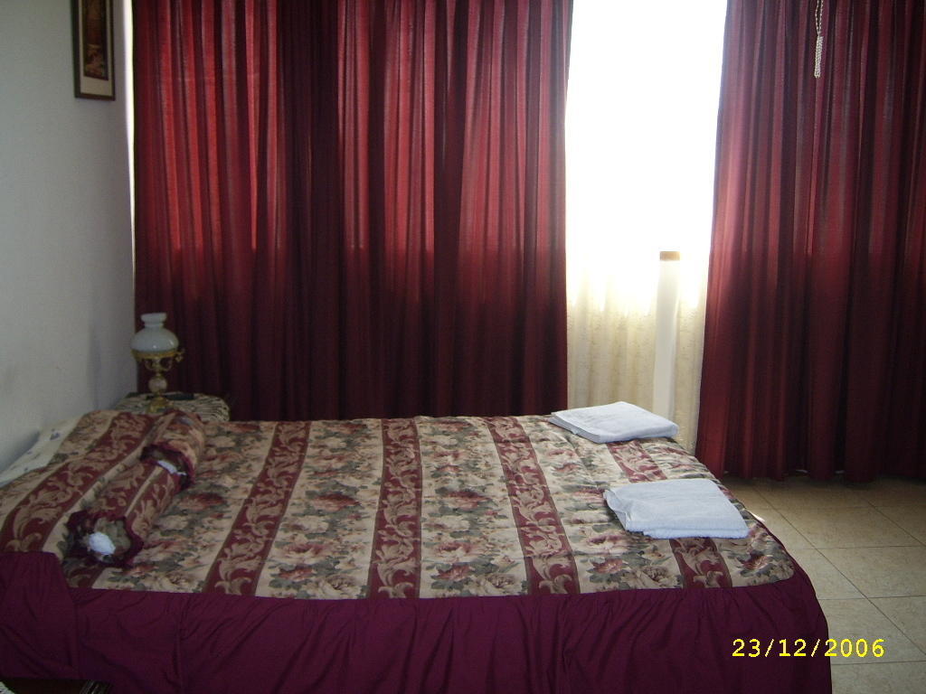 Hostal Camiluz Nazca Phòng bức ảnh